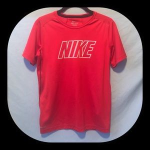 Nike L Boys Dri-Fit Short Sleeve Athletic Shirt